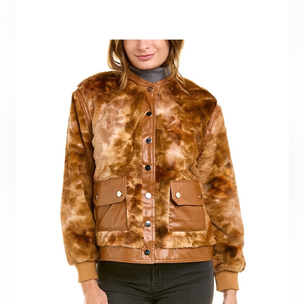 La Fiorentina Tan Luxury Jacket - MSRP $475. Fits sizes 8-12. One size fits most